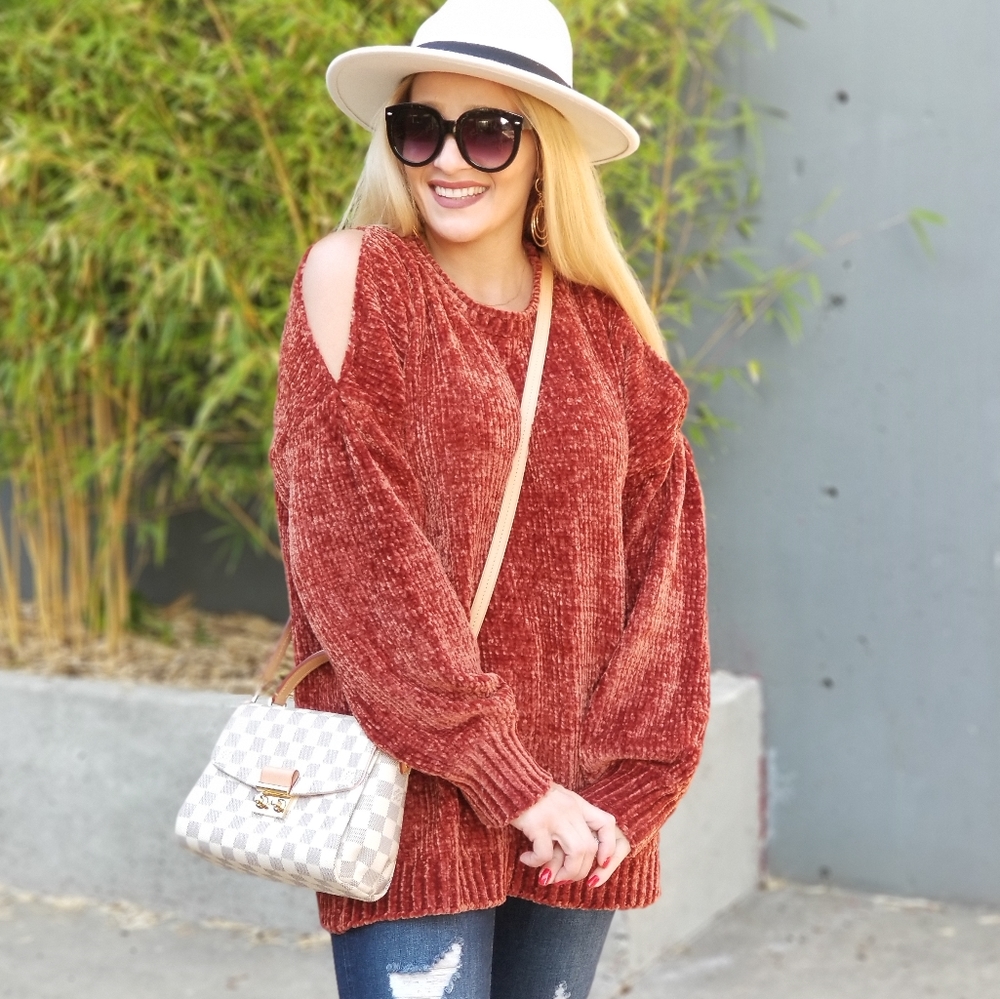 COLD SHOULDER CHENILLE SWEATER - Picture 3 of 7